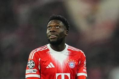 Davies wirbelt Bayern durch