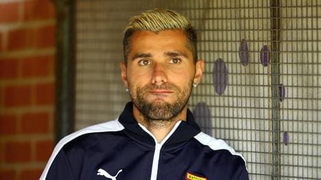 Valon Behrami in neuem Gewand