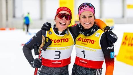 Vierte in Davos: Coletta Rydzek (l.) und Laura Gimmler