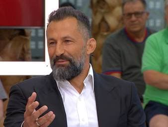 "60 zu 40" - so beziffert Uli Hoeneß seine Zufriedenheit mit Bayern-Sportvorstand Max Eberl. Eine Aussage, die in der Runde im Doppelpass für Verwunderung sorgt. Auch Ex-Sportvorstand Hassan Salihamidzic äußert sich - und verrät ein Detail zum Zeitpunkt des Interviews.