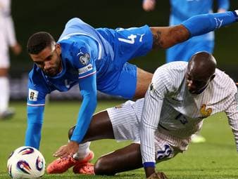 Frankreich stolpert in Island