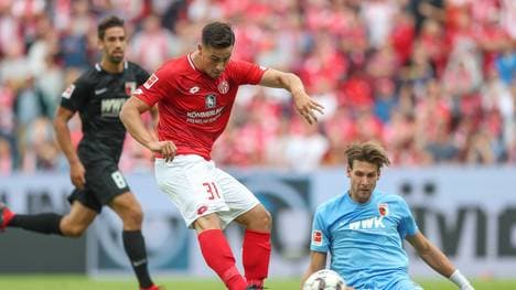 1. FSV Mainz 05 v FC Augsburg - Bundesliga