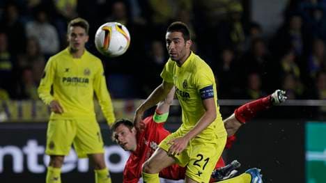 FBL-EUR-C3-VILLARREAL-LIVERPOOL