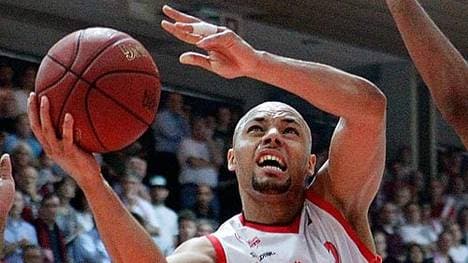 Maurice Stuckey steuerte fünf Punkte zum Würzburger Sieg bei