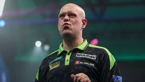 Michael van Gerwen hat sich gegen Arno Merk durchgesetzt