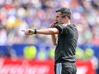Jonas Friedrich bezieht Stellung zur Ansagen von Schiedsrichtern bei der WM 2026 nach VAR-Checks, auch Experte Patrick Ittrich offenbart seine Meunung. 