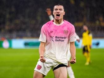 Die Lobeshymnen werden lauter