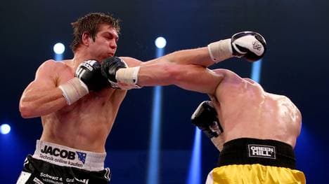 Vincent Feigenbutz v Giovanni De Carolis - WBA Super-Middleweight World Championship