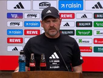 Union Berlin kassiert eine deutliche Niederlage gegen Werder Bremen. Nach der Partie spricht Cheftrainer Steffen Baumgart über die Stimmung, die aktuell im Verein herrscht. 