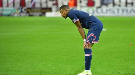 Kylian Mbappe hat sich an der Wade verletzt