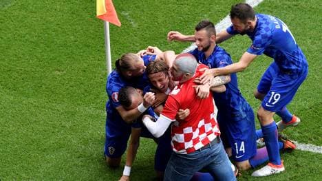 FBL-EURO-2016-MATCH5-TUR-CRO