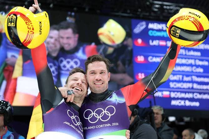 Historisches Gold: "Die gesamte Mannschaft verneigt sich"