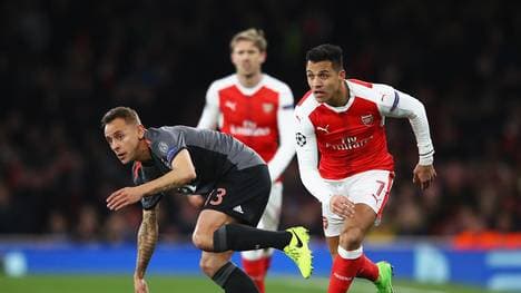 Arsenal FC v FC Bayern Muenchen - UEFA Champions League Round of 16: Second Leg