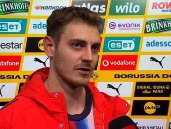 Nico Schlotterbeck entgeht beim 2:3 gegen den FC Bayern einem Platzverweis nur knapp. Das sieht auch Bayern-Profi Josip Stanisic so. 