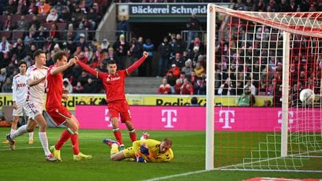 Köln kommt gegen Hannover trotz Überzahl nicht über ein Remis hinaus