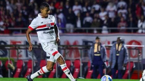 Sorgen um Luiz Gustavo