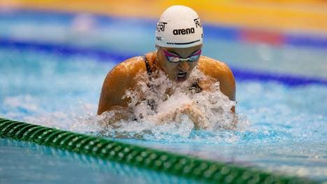 Brustschwimmerin Anna Elendt