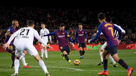 FC Barcelona v Valencia CF - La Liga