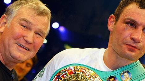 Fritz Sdunek-Vitali Klitschko-WM-Gürtel