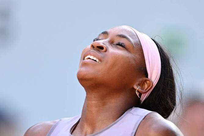 Titelverteidigerin fliegt in Paris raus