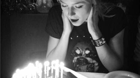 Was sich Lena beim Kerzen auspusten wohl gewünscht hat?