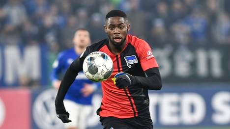 Beim DFB-Pokalspiel zwischen Hertha BSC und Schalke 04 wird Jordan Torunarigha Opfer von Rassismus
