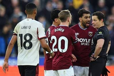 Emotionaler Ausbruch nach Platzverweis