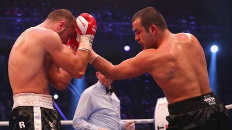 Shefat Isufi (r.) kann am Samstag Weltmeister im Supermittelgewicht werden