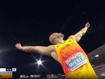 Der Topfavorit konnte sich lange nicht absetzen - und dann ließ Julian Weber den Speer in nicht für möglich gehaltene Weiten fliegen. 