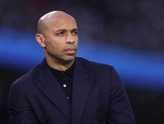 "Er ist ein Feigling": Legenden verteidigen Vinícius