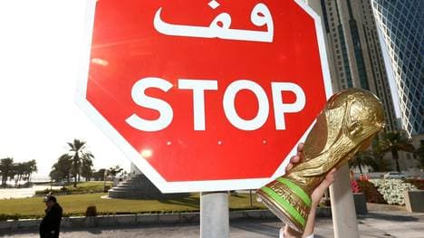 Die Austragung der Fußball-WM in Katar ist umstritten