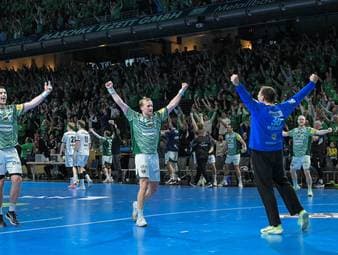 Füchse gewinnen Krimi gegen Kiel