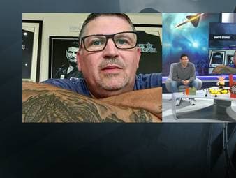 Basti Schwele und Robert Marijanovic präsentieren die Darts Stories der WM 2015.