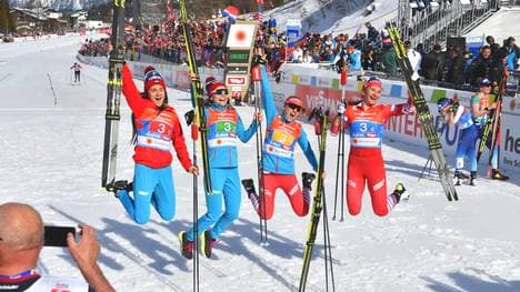 Von der WM-Bronze-Staffel 2019 fehlen Russland in diesem Winter Yulia Belorukova (l.) und Anastasia Sedova (2.v.l.)