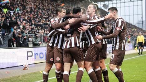 Kann der FC St. Pauli nach dem Sieg gegen den VfB am vergangenen Spieltag einen weiteren Favoriten ärgern? 