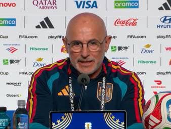 Nach den jüngsten Verletzungssorgen gibt Spanien-Trainer Luis de la Fuente ein Update zum Zustand von Lamine Yamal. Auch bei zwei weiteren Spielern gibt es eine klare Aussicht für das erste Gruppenspiel.