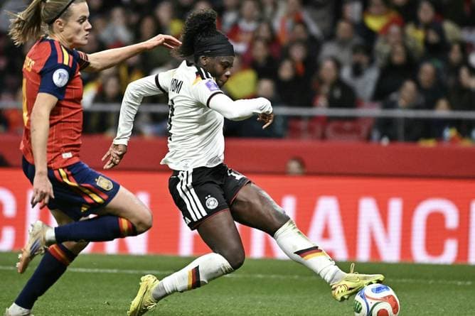 Nationalspielerin wechselt nach London