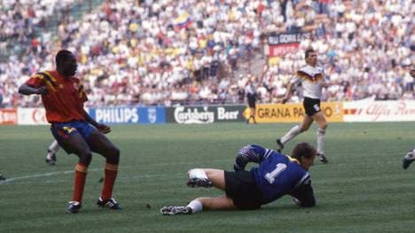 Freddy Rincon (li.) traf bei der WM 1990 gegen Deutschland